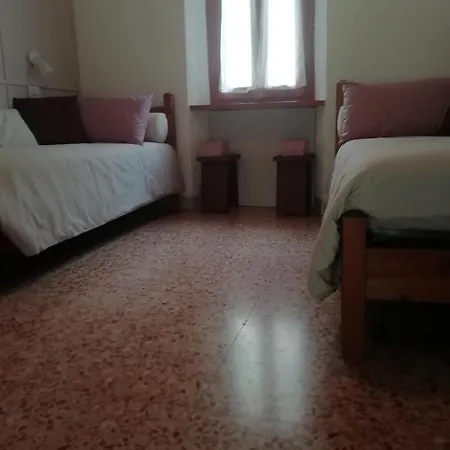 Grazioso Appartamento Con Terrazzo * レーザ