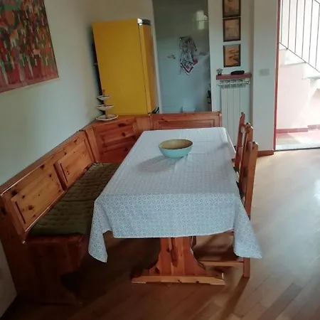 Grazioso Appartamento Con Terrazzo レーザ